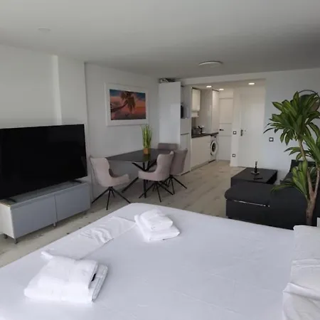 Jsh Primera Linea Διαμέρισμα Μπένιντορμ