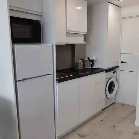 Jsh Primera Linea Μπένιντορμ